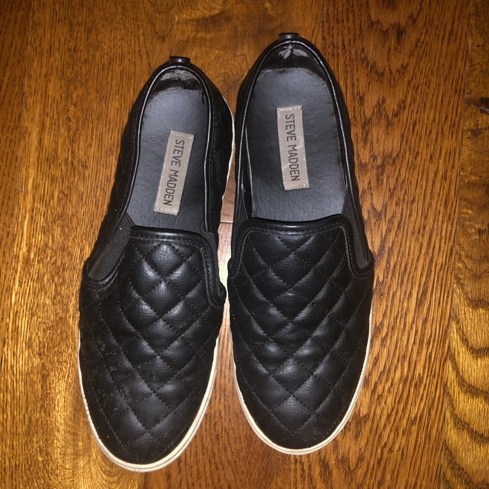 Steve Madden Slip On